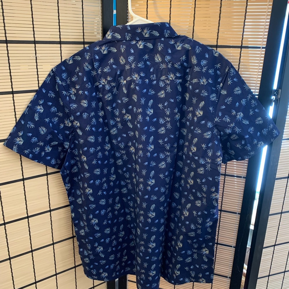 International Concepts XL Short Sleeve Mens Shirt
